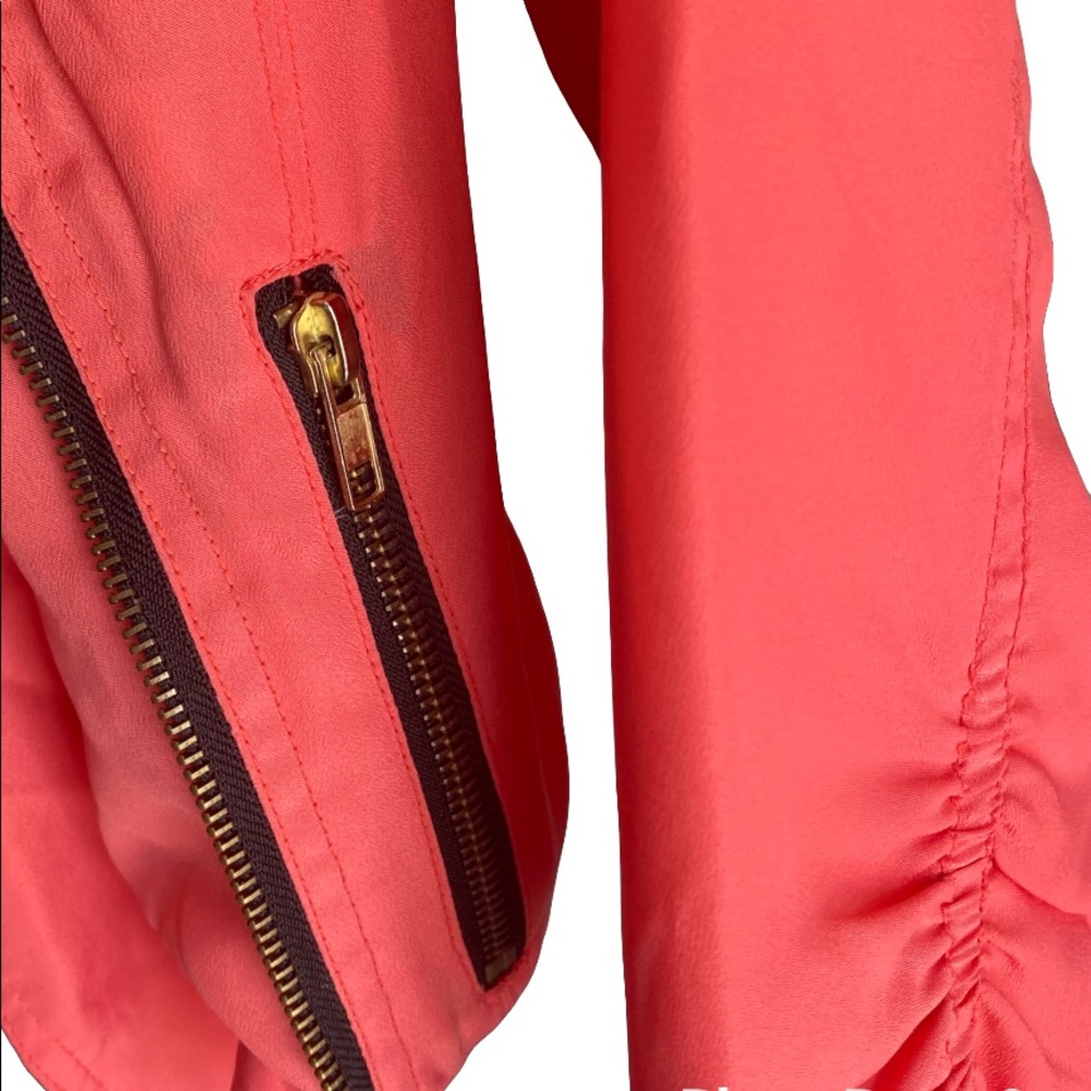 Cropped Jacket - Picture 10 of 10